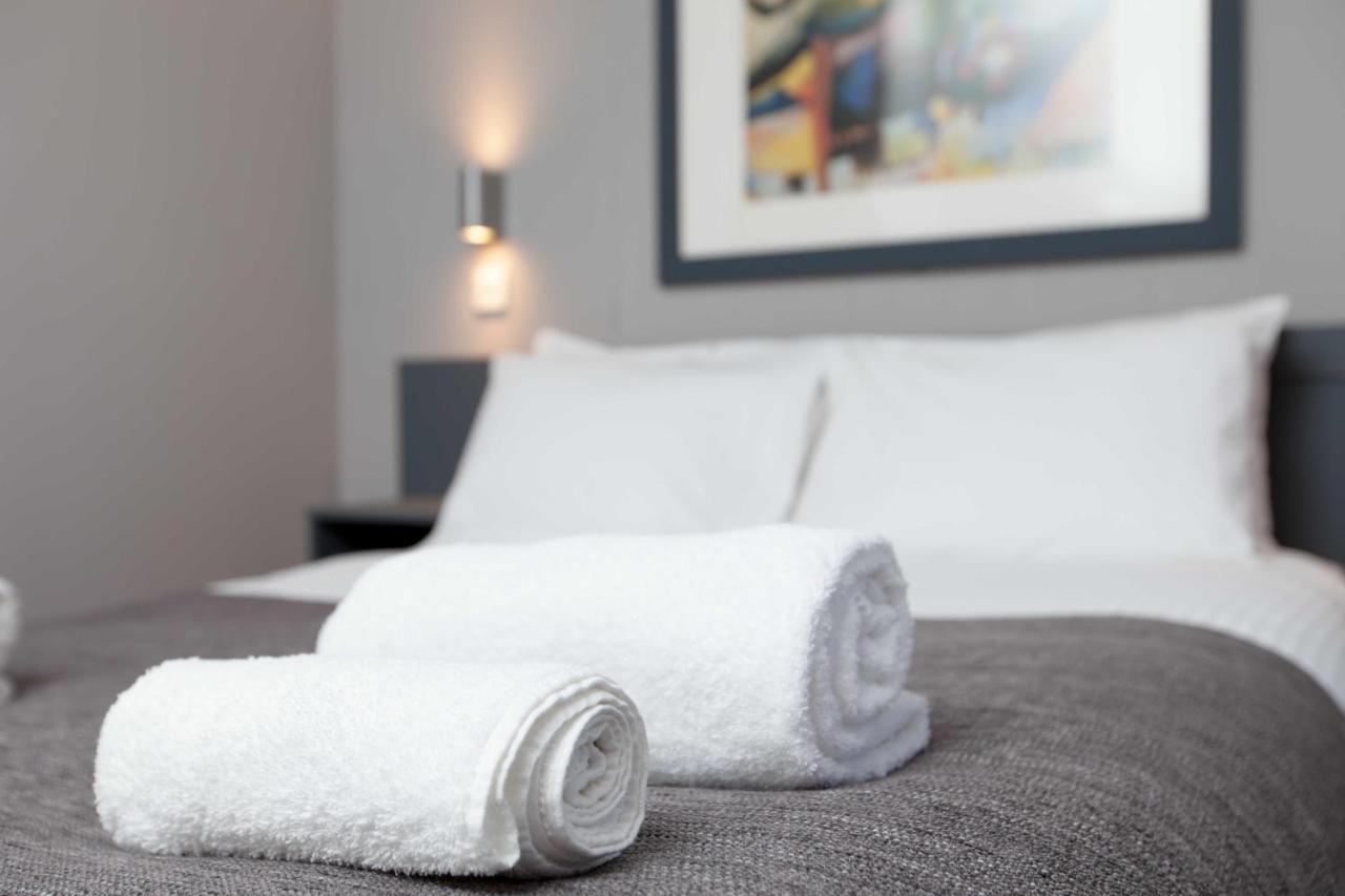 Citi Hotel Aberdeen Ngoại thất bức ảnh